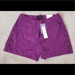 White House Black Market 5" purple shorts NWT 00